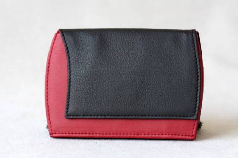 Olbrish b - Geldb&ouml;rse - Pandora - Schwarz - Rot - Bild: Farbe-Weiss-901_23